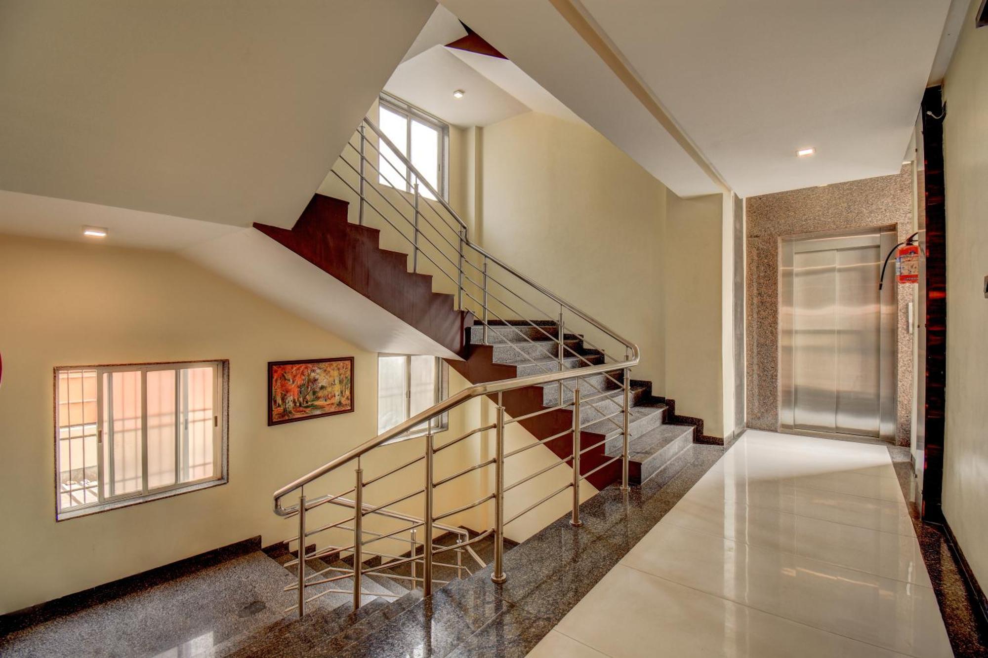 Hotel Deepali Executive Aurangābād Exterior foto